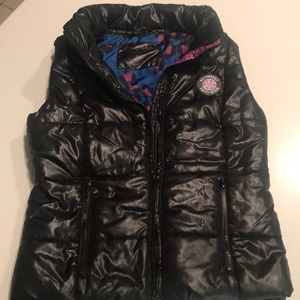 Aeropostale Black vest medium